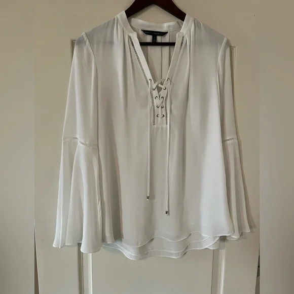 White House Black Market Bell Sleeve Flowy Rich White Blouse Women’s Size 8 - Picture 9 of 16
